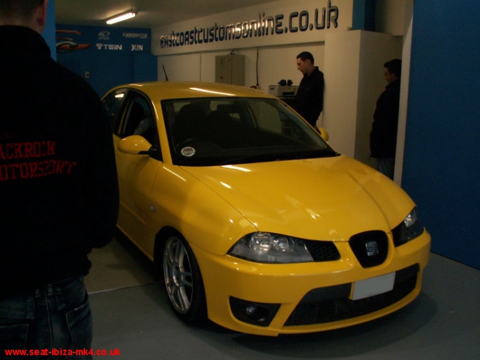 Photo of Ovni Yellow Seat Ibiza TDI Sport