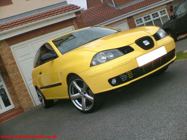 Photo of Ovni Yellow Seat Ibiza Sport