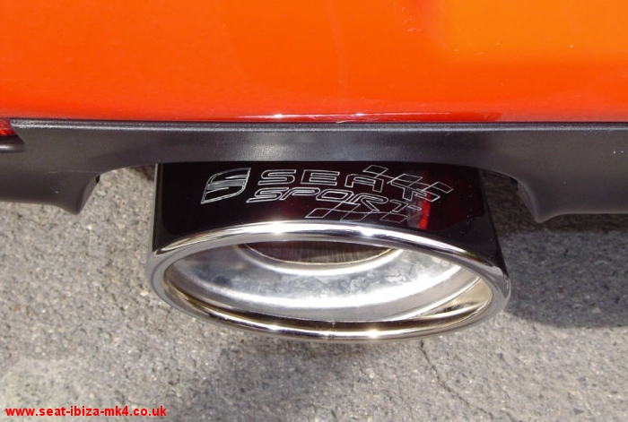 Photo of Red Seat Ibiza Sport