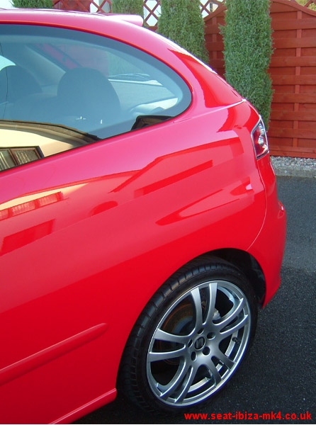 Photo of Seat Ibiza Sport TDI in Red