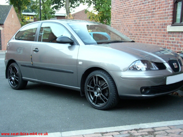 Photo of Platinum Grey Seat Ibiza TDI Sport
