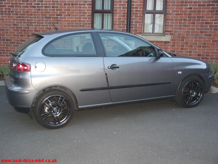 Photo of Platinum Grey Seat Ibiza TDI Sport
