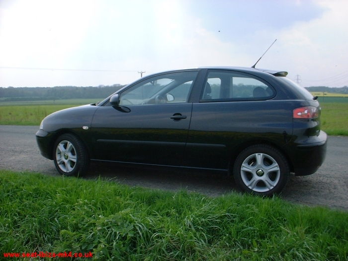 Photo of Black Seat Ibiza 1.2 SX
