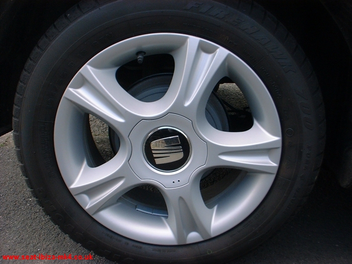 Photo of Black Seat Ibiza 1.2 SX